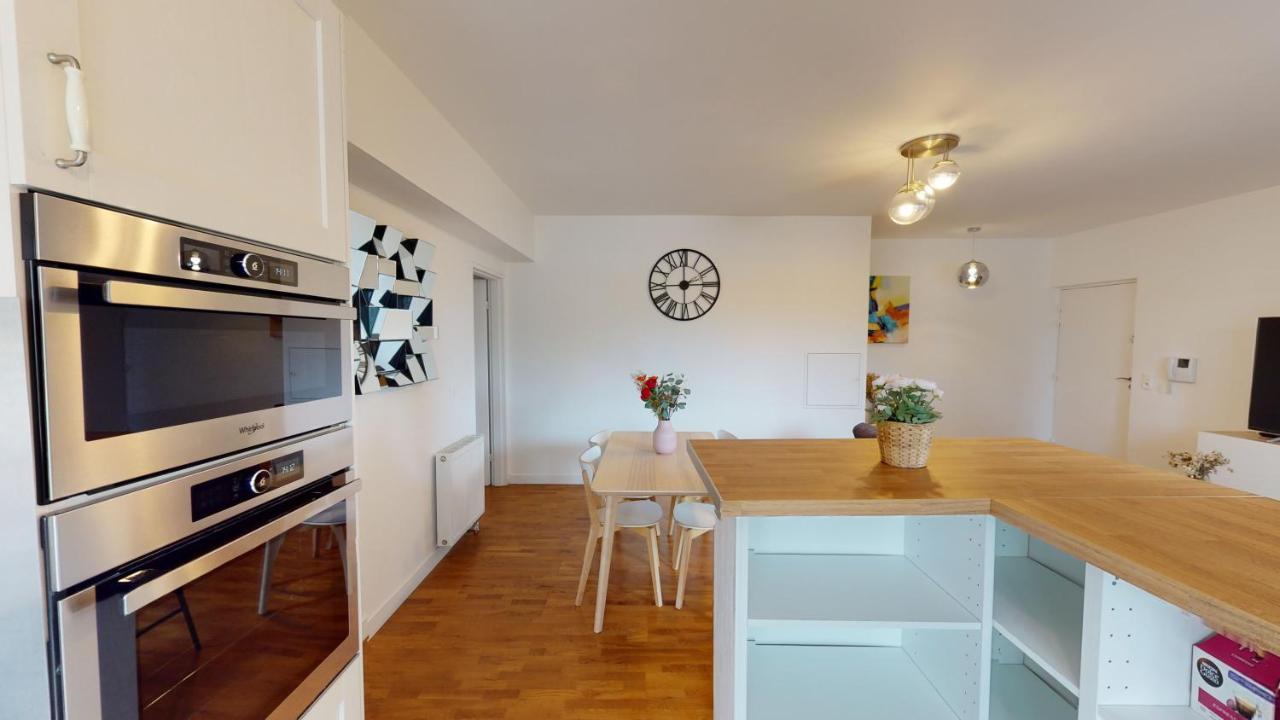 Апартаменты Live Like A Local Stylish 2Br With Balcony & Parking Сен-Дени Экстерьер фото